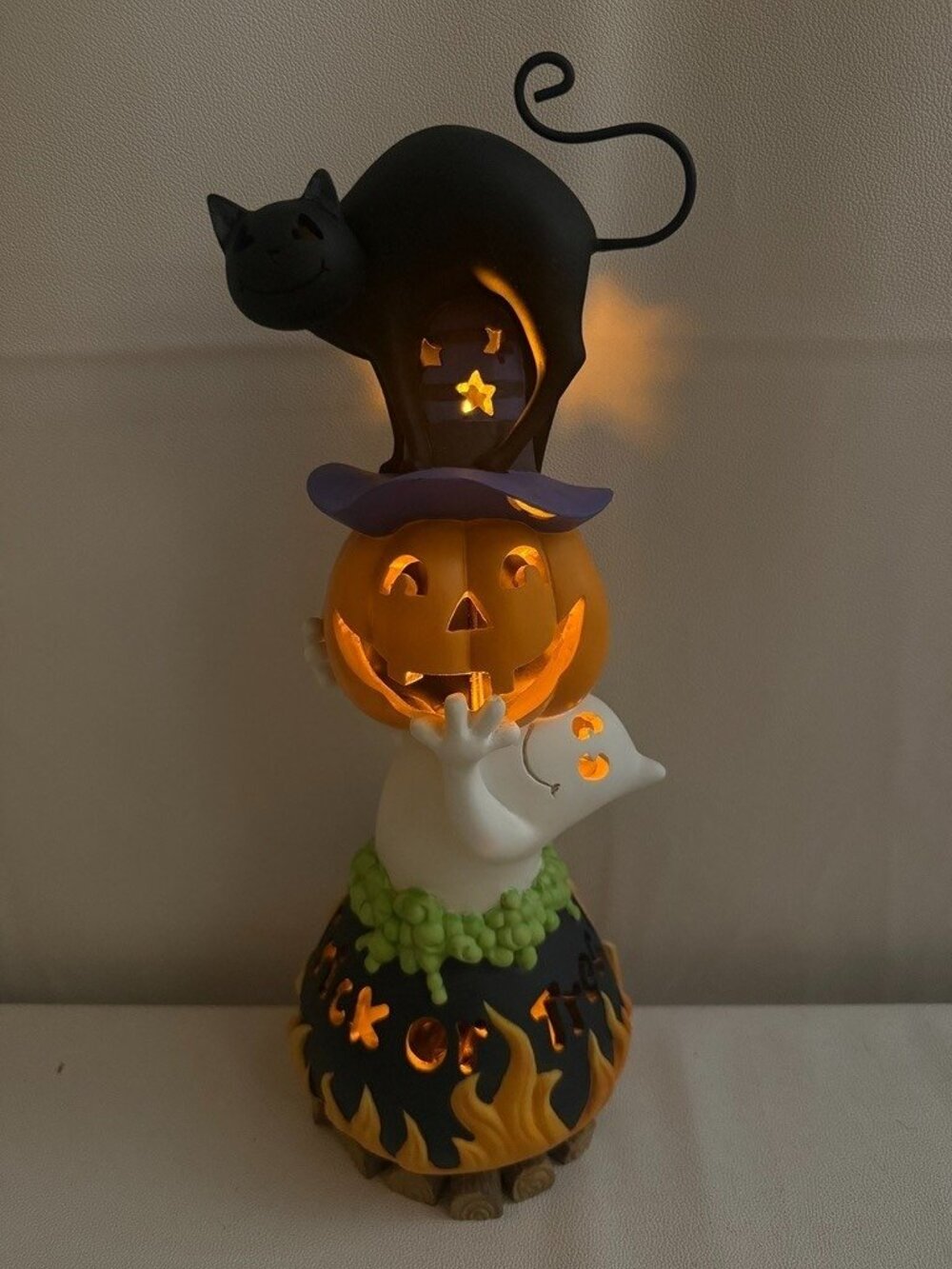 Lenox Trick Or Treat Lighted Cat Pumpkin Ghost Cauldron Halloween Figurine WORKS